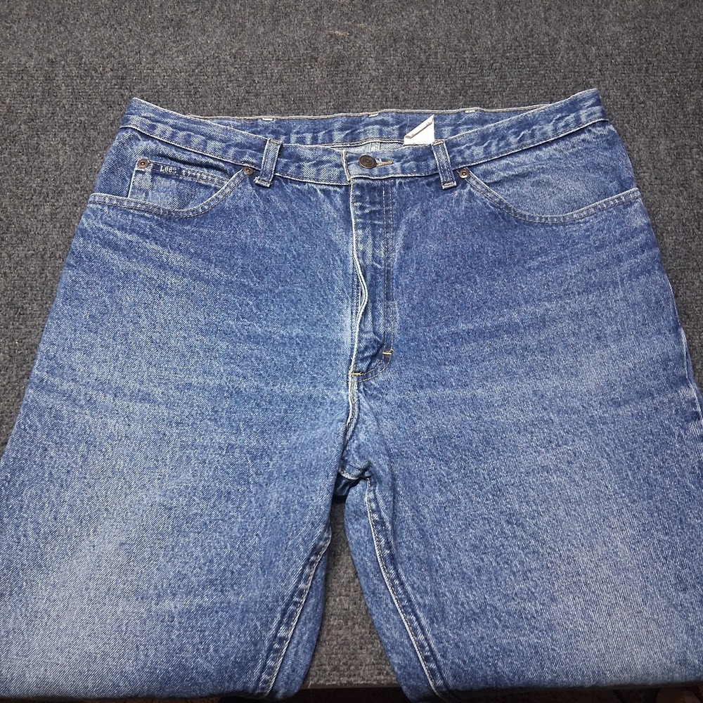 Vintage Lee Jeans Men Size 38x32 Blue Stone Wash Regular Fit Straight Leg 90s
